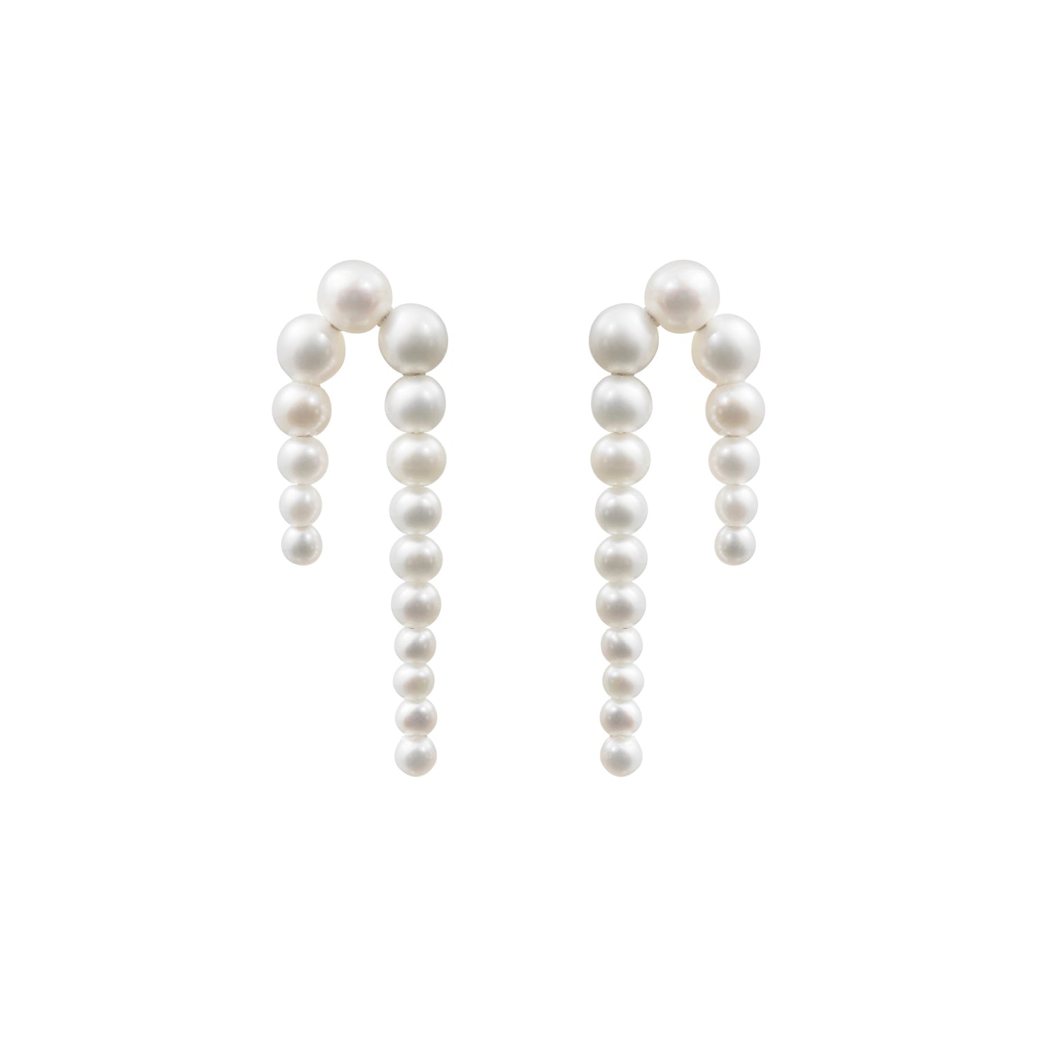 Graduated hot sale pearl earrings